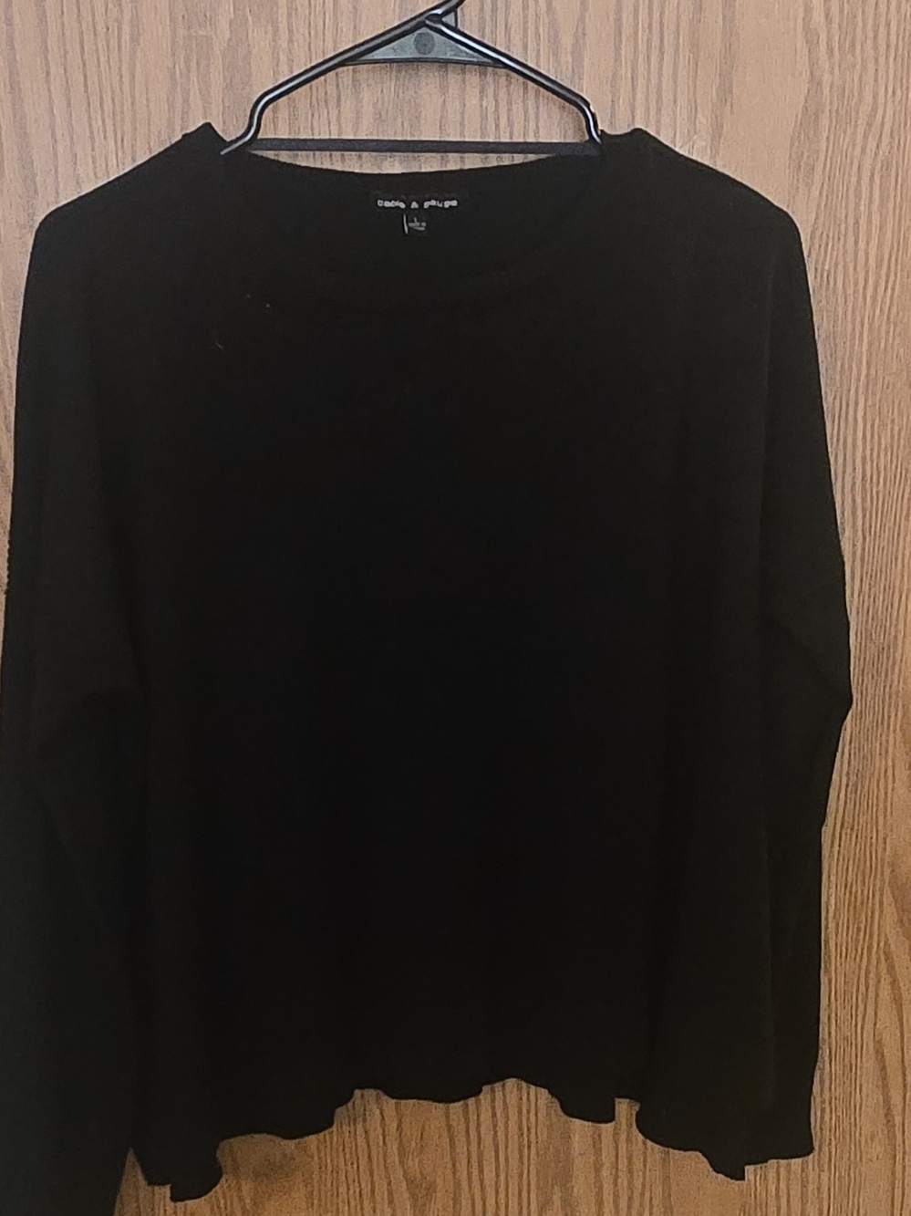 Cable & Gauge Black Long-Sleeve Crewneck Shirt